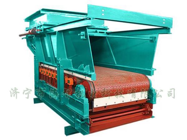 帶式（甲帶）給料機具有運行平穩(wěn)、節(jié)能、環(huán)保等優(yōu)點